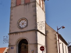 Photo paysage et monuments, Le Vernet - Ancienne église maintenant Salle Robert Devaux