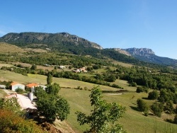 Photo paysage et monuments, Le Castellard-Melan - Vue générale depuis l'Eglise du Castellard