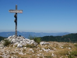 Photo paysage et monuments, Le Castellard-Melan - Direction Col de Fontbelle depuis la crête de Géruen, montagne de Lure en fond