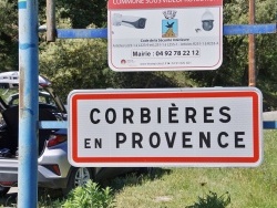 Photo paysage et monuments, Corbières - corbières en provence (04220)