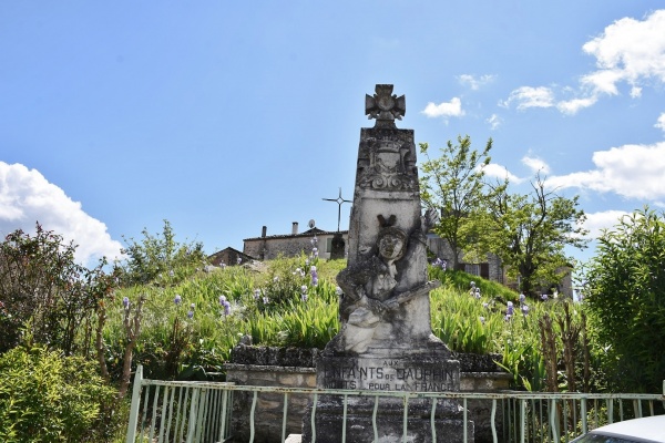 Photo Dauphin - le monument aux morts