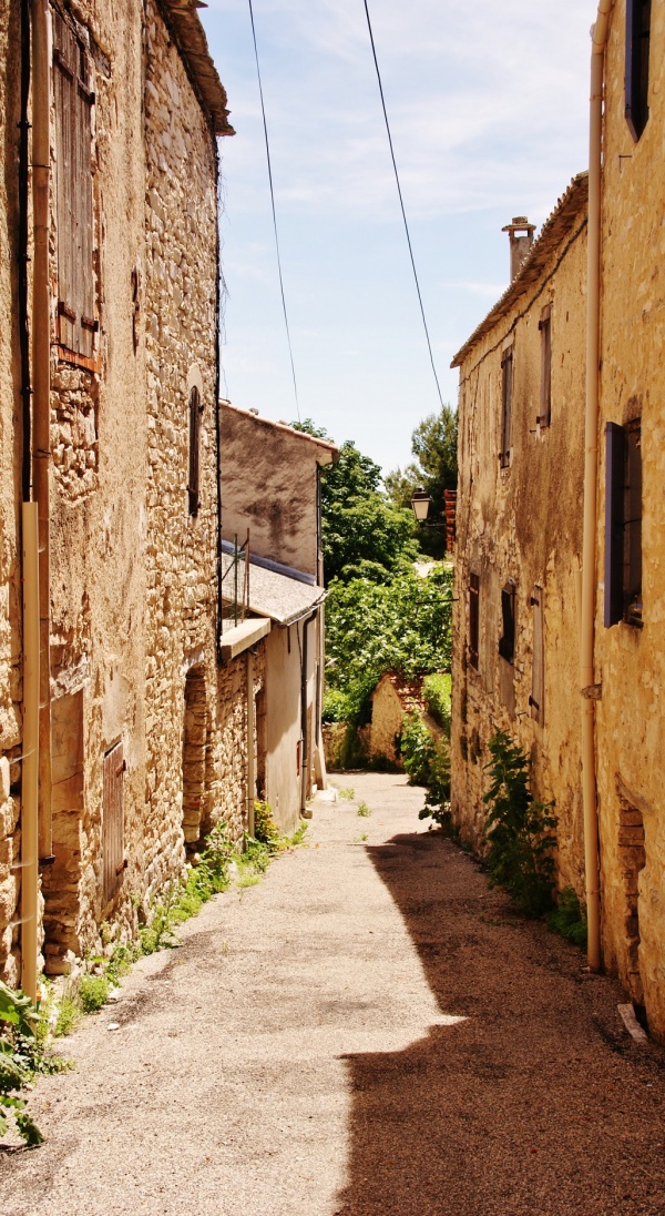 Photo Fontienne - La Commune