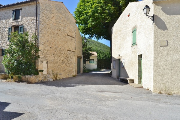 Photo Montsalier - la commune