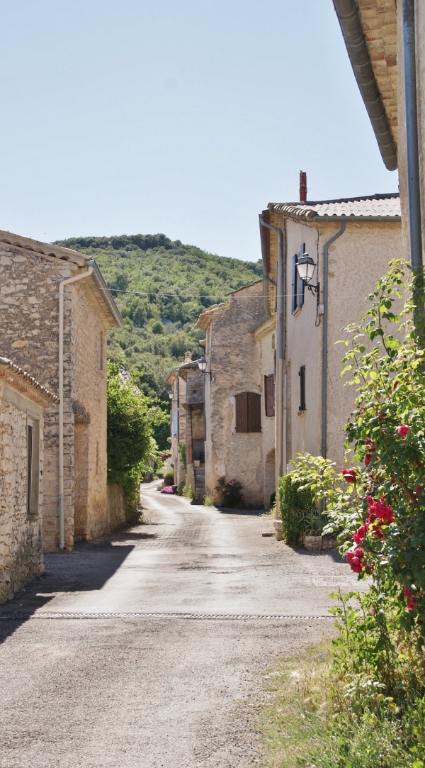 Photo Montsalier - la commune