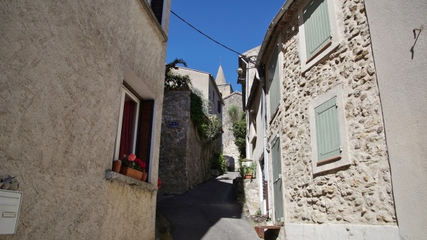 Photo Pierrevert - le village