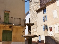 Photo paysage et monuments, Quinson - la commune