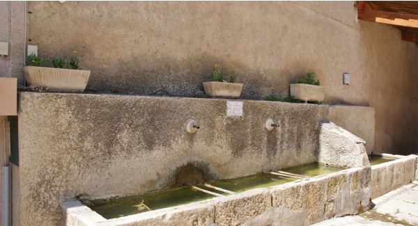 Photo Roumoules - la fontaine