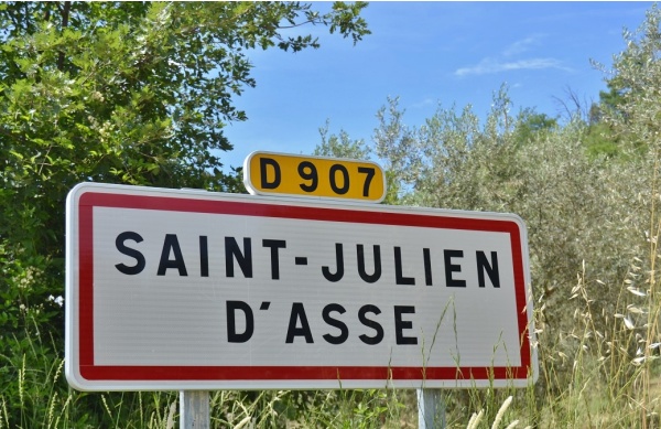 Photo Saint-Julien-d'Asse - saint julien d'ass (04270)