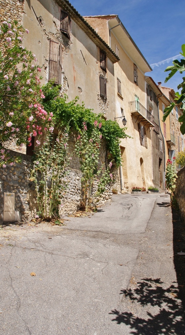 Photo Saint-Julien-d'Asse - la commune