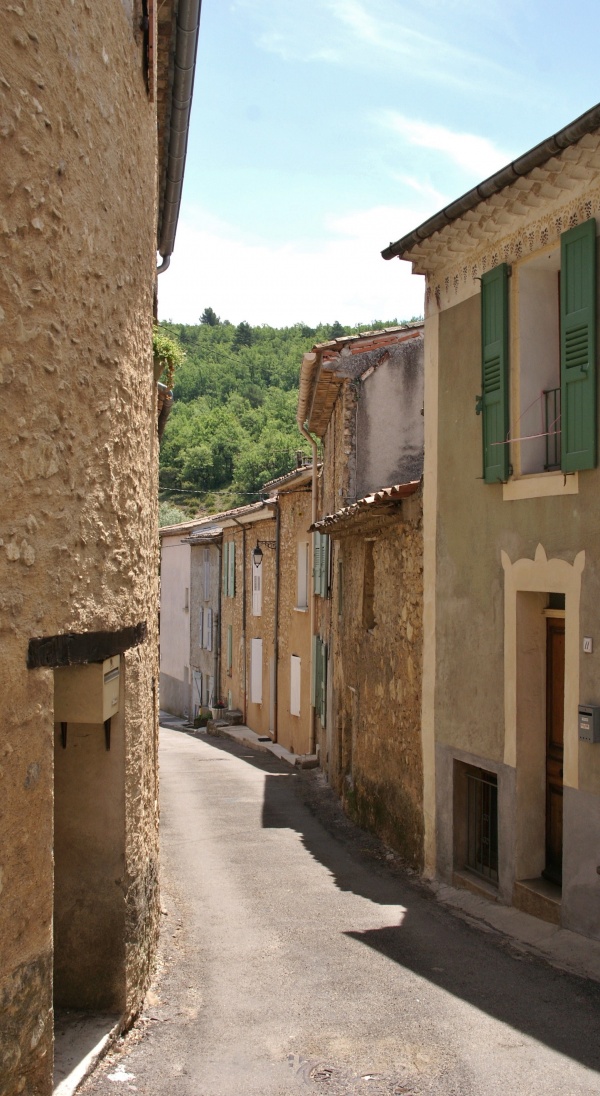 Photo Saint-Martin-de-Brômes - Le Village