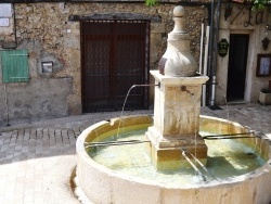 Photo paysage et monuments, Saint-Martin-de-Brômes - Le Village