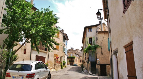 Photo Saint-Martin-de-Brômes - Le Village