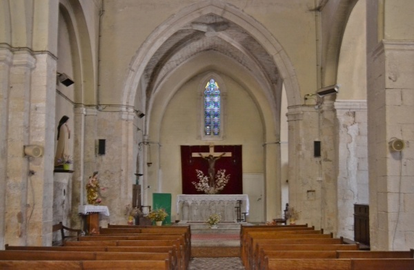 Photo Saint-Michel-l'Observatoire - église Saint Michel