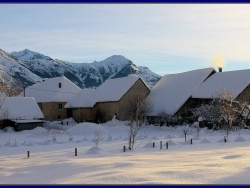 Photo paysage et monuments, Le Noyer - Le hameau " Le Serre " un matin de neige.