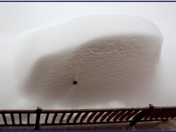 Photo paysage et monuments, Le Noyer - Rudesse des hivers à " Le Noyer " quand le matin on devine la voiture sans la voir.