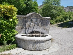 Photo paysage et monuments, Oze - la Fontaine