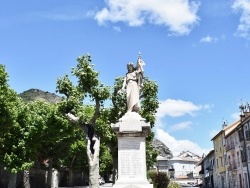 Photo paysage et monuments, Veynes - le Monument Aux Morts