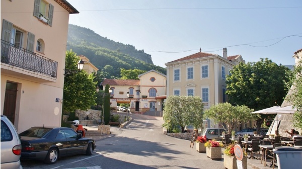 Photo Le Bar-sur-Loup - la commune