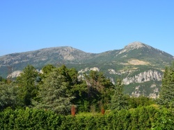 Photo paysage et monuments, Gourdon - la commune