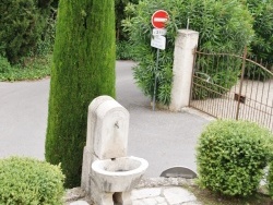 Photo paysage et monuments, Opio - la fontaine