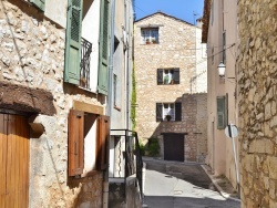 Photo paysage et monuments, Saint-Vallier-de-Thiey - la commune