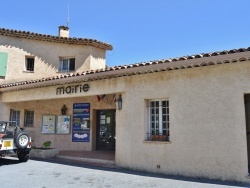 Photo paysage et monuments, Spéracèdes - la mairie