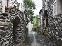 Photo paysage et monuments, Alba-la-Romaine - le village