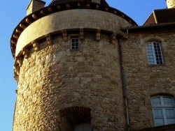 Photo paysage et monuments, Aubenas - La Tour sud-est du château d'AUBENAS.