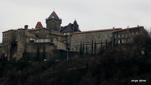 Photo Aubenas - Le château d'Aubenas coté nord.