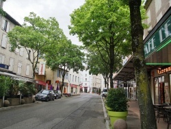 Photo paysage et monuments, Aubenas - le village