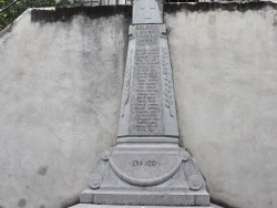 Photo paysage et monuments, Balazuc - le Monument Aux Morts