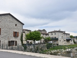 Photo paysage et monuments, Berrias-et-Casteljau - le village