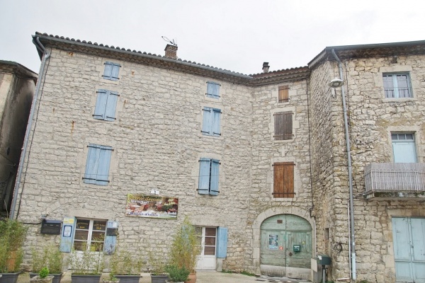 Photo Berrias-et-Casteljau - le village
