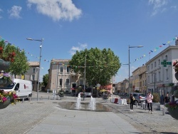 Photo paysage et monuments, Bourg-Saint-Andéol - le village