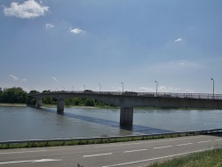 Photo paysage et monuments, Bourg-Saint-Andéol - le Pont