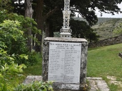 Photo paysage et monuments, Gras - le Monument Aux Morts