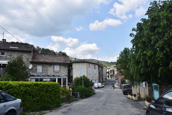 Photo Jaujac - le Village