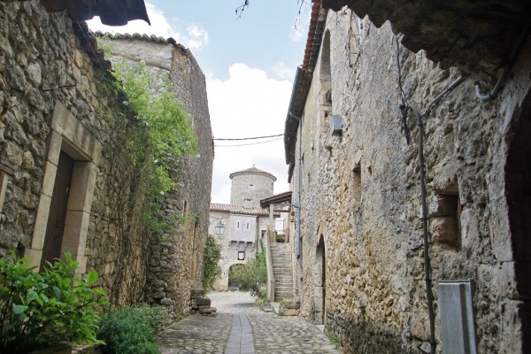 Photo Labastide-de-Virac - le Village