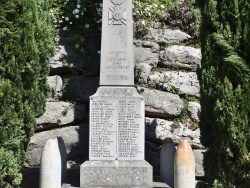 Photo paysage et monuments, Labeaume - le Monument Aux Morts