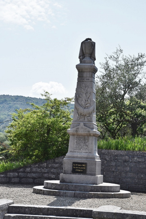 Photo Lachapelle-sous-Aubenas - le monument Aux Morts