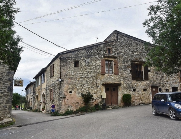 Photo Larnas - le Village