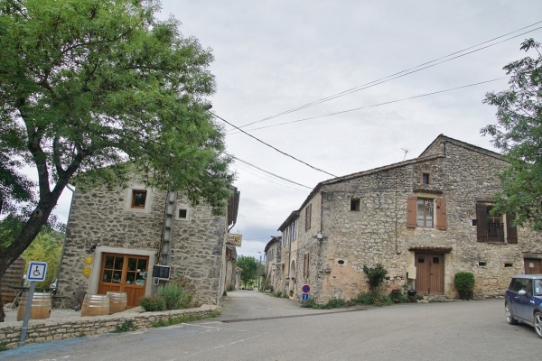 Photo Larnas - le Village