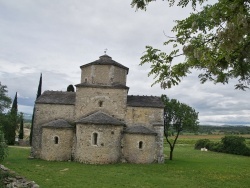 Photo paysage et monuments, Larnas - église Saint Pierre