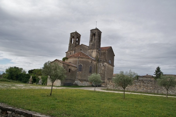 Photo Orgnac-l'Aven - église Saint Pierre