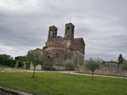 Photo paysage et monuments, Orgnac-l'Aven - église Saint Pierre