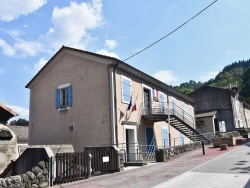 Photo paysage et monuments, Pont-de-Labeaume - La Mairie