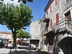 Photo paysage et monuments, Ruoms - le Village