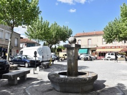 Photo paysage et monuments, Ruoms - la Fontaine