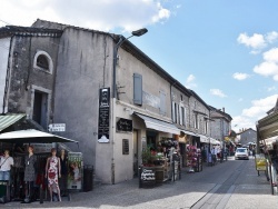 Photo paysage et monuments, Ruoms - le Village