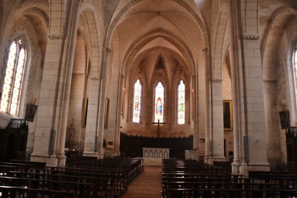 Photo Saint-Marcel-d'Ardèche - église Saint Marcel